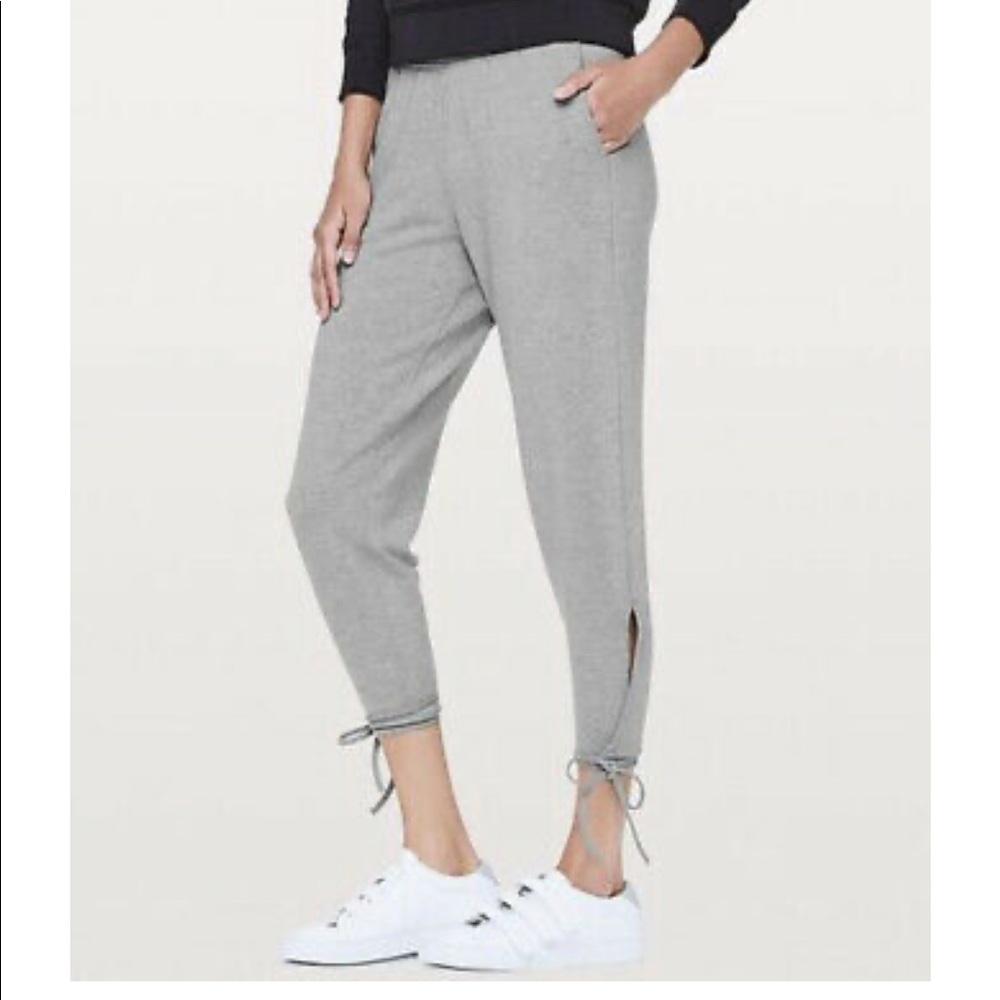 Lululemon jogger grey (spirited sissone pant)